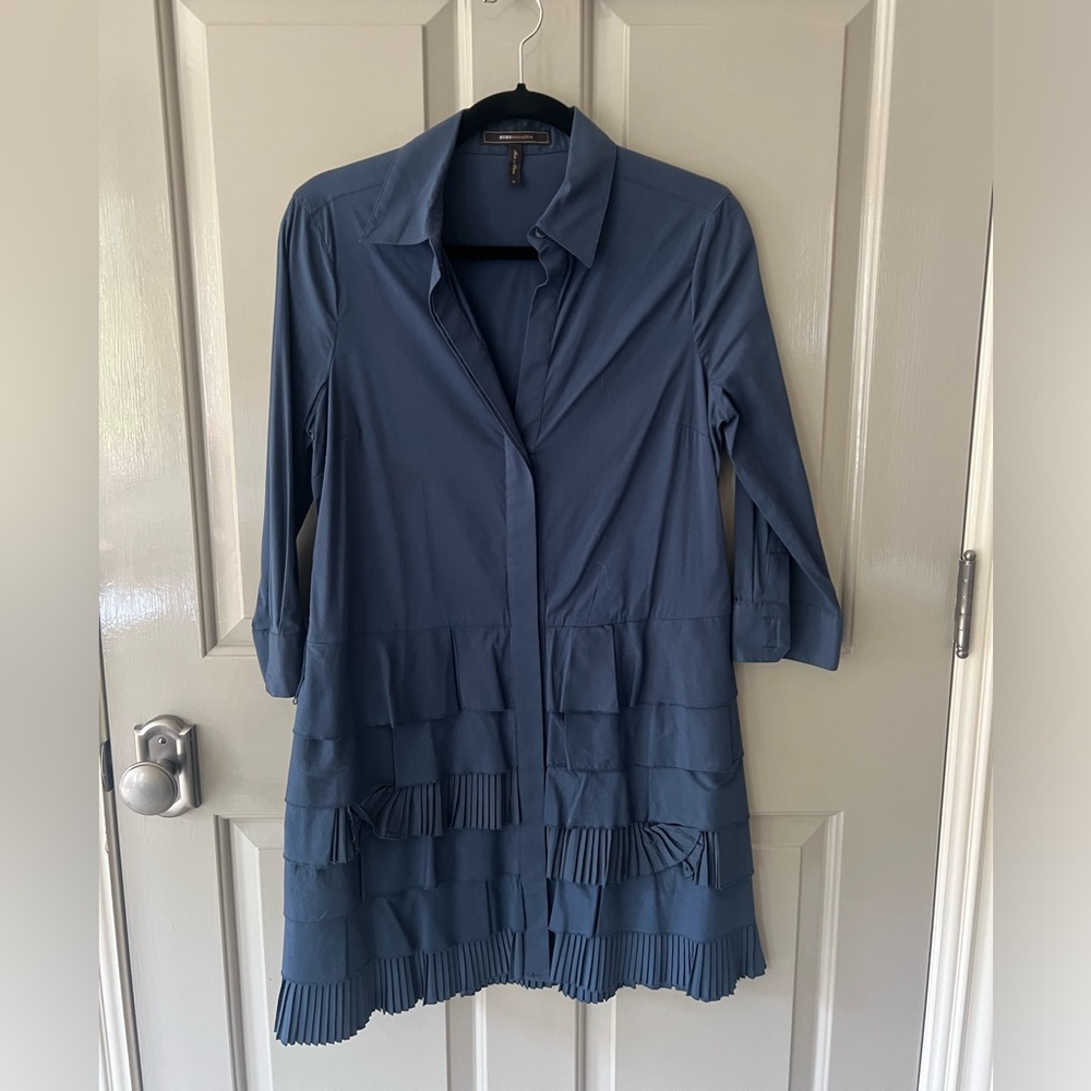 Bcbg max azria dress size medium. Dark blue. Excellent condition